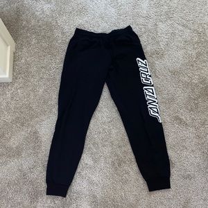 never worn, i have too many sweatpants!